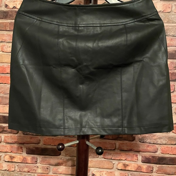 River dale Josie Punk Skirt - Picture 3 of 3